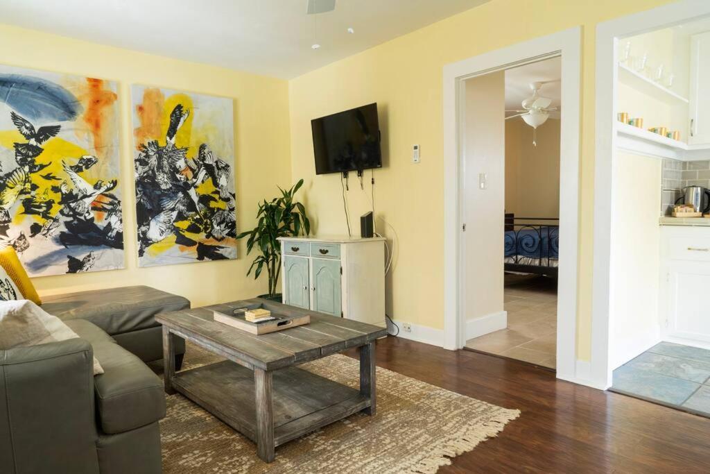 Close To Beaches & Night Life - Maison D'oiseaux *